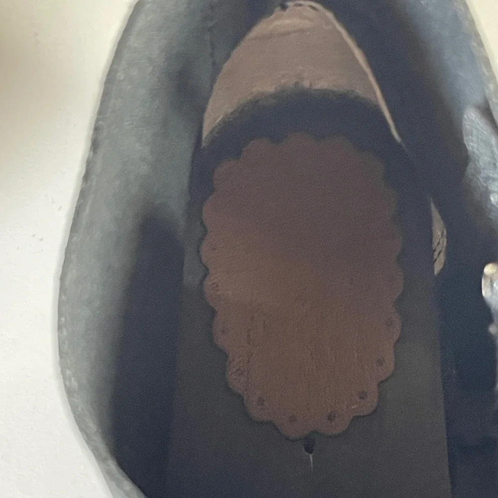 Hanna Anderson Girl's Size 36 US Size 4-4.5 Suede and Wooden Zipper‎ Boot Clogs